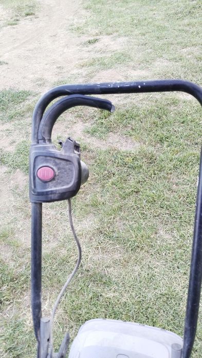 Електрическакосачка Einhell