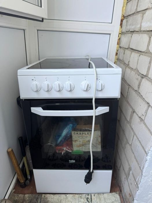 Продам электрическую плиту.