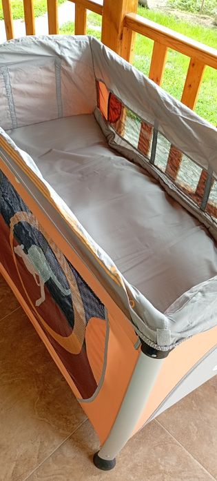 Продавам детско легло згъваемо