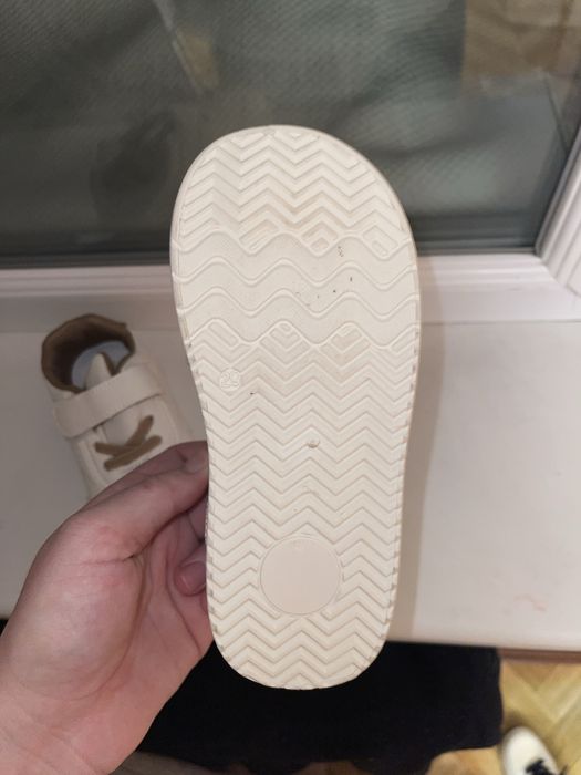 Детская обувь разная