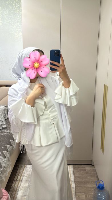 Вечерние платье.