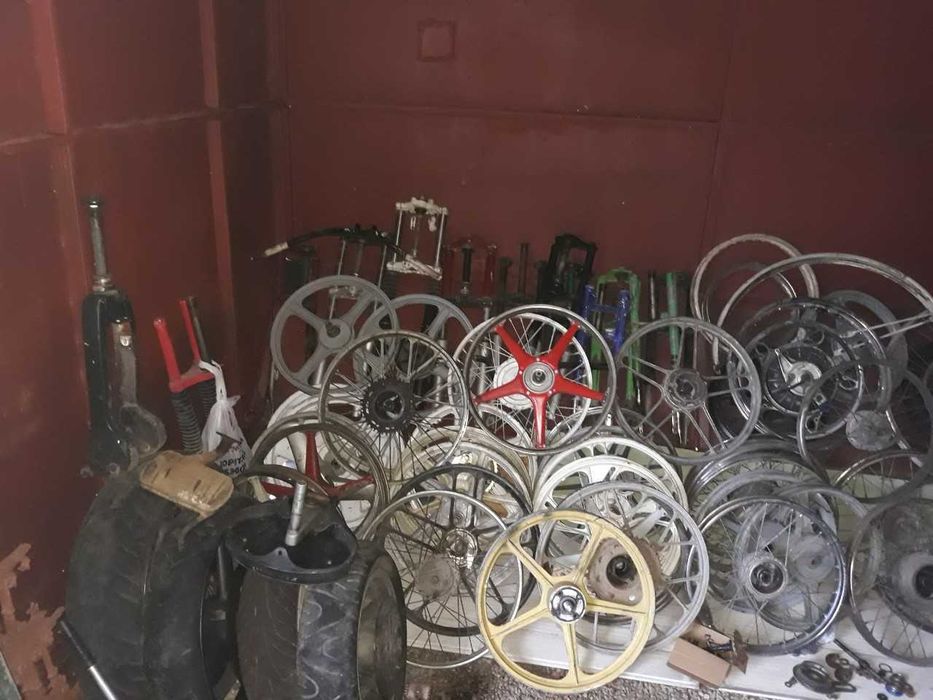 капли и предни вилки за мотопеди