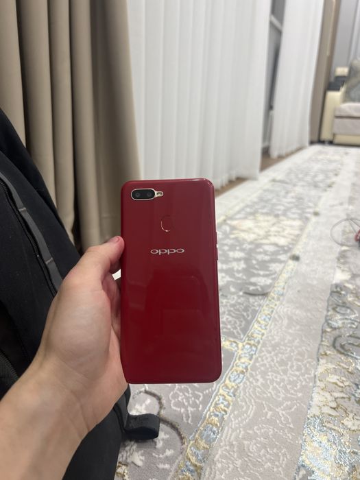 Oppo a5s 32 гб.