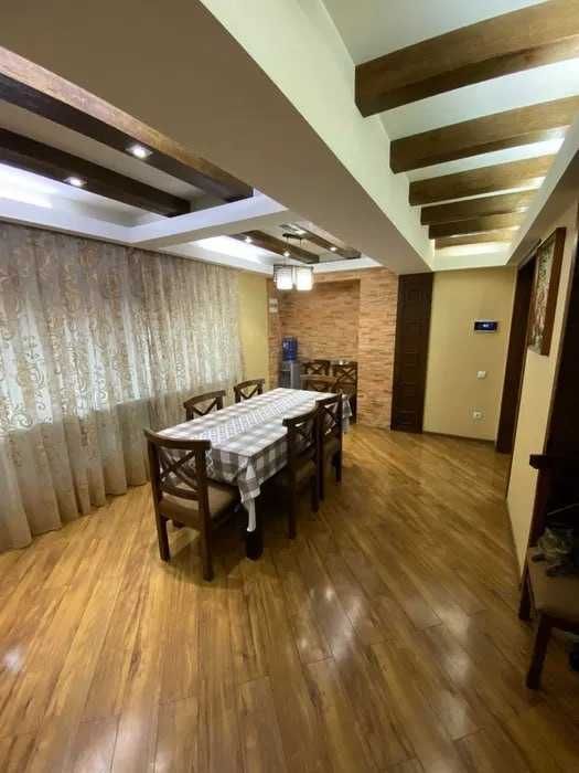 5-комн. 120 м², Ц1, сквер Амира Темура, Тата, центр`