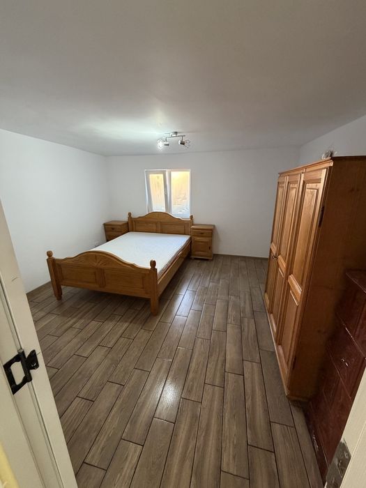 Inchiriez apartament in Letcani strada Principala