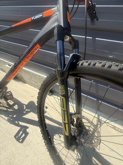 Vând Cross fusion pro