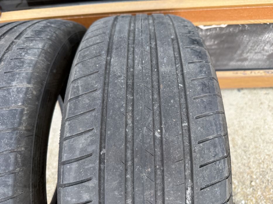 2бр. Летни Гуми С Борд 215/60R/17 -VREDESTEIN- DOT:0322 *40€ за 2бр. *