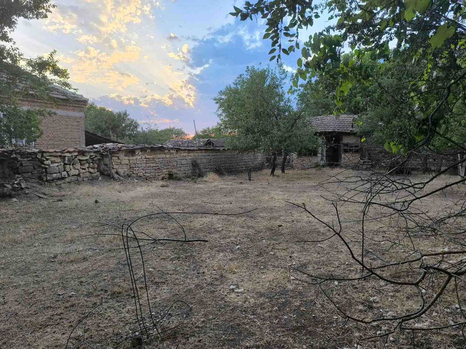 Имот в с.Стефан Караджа обл.Варна