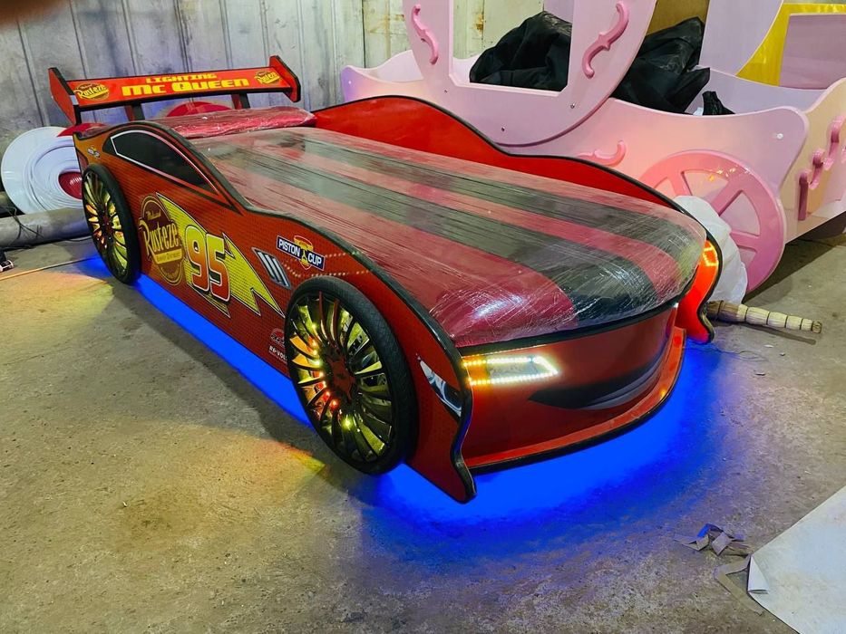 Кровать-машина для детей – комфорт и стиль