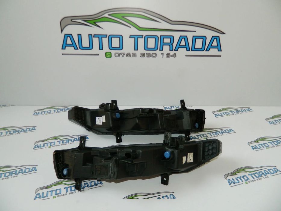 Proiector DRL LED stanga dreapta Skoda Superb model 2019 2020 2021 2022 2023 cod 3V0941700B, 3V0941699B