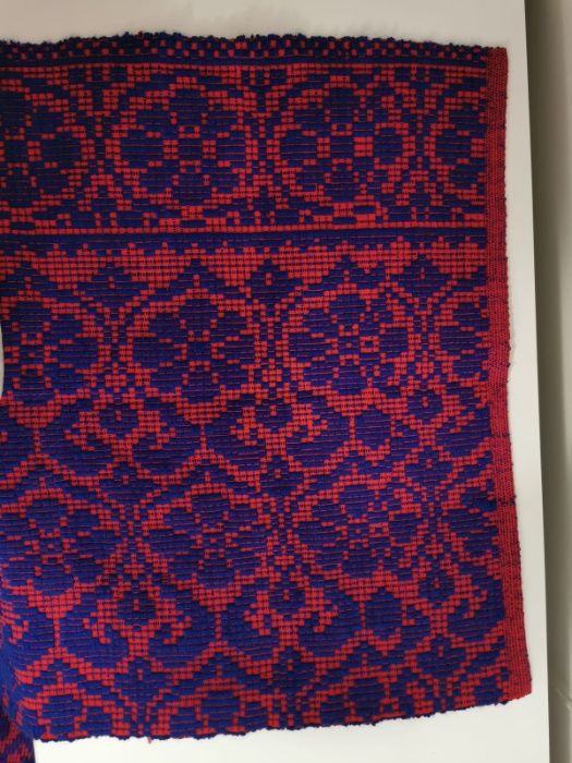 Cuvertura traditionala 100% lana tesuta manual la razboi