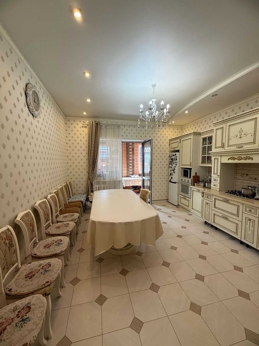 Продаю современный коттедж в черте города!