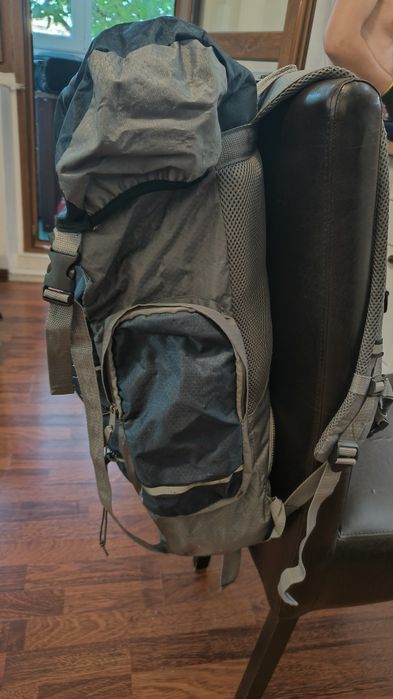 Rucsac Trekking, turistic – Ideală pentru bagaj de mână, stare excelentă