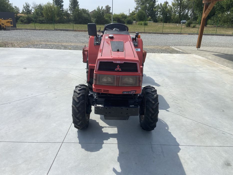 Tractor japonez Mitsubishi MT17, 4x4, 17cp, cu freza de 1,4m