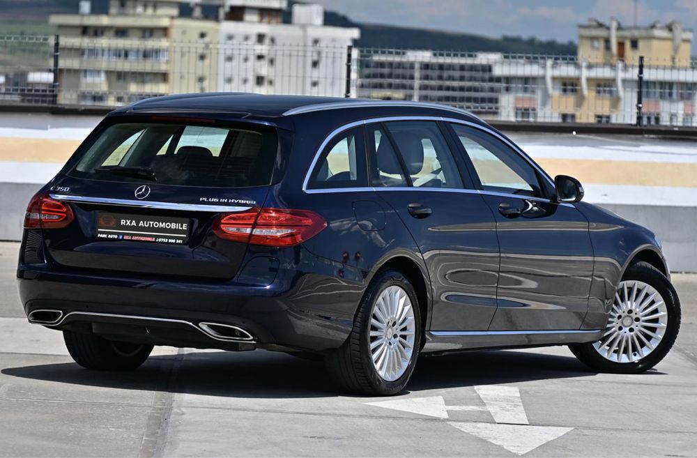 MERCEDES-BENZ C-Class 2015 — imagine 3