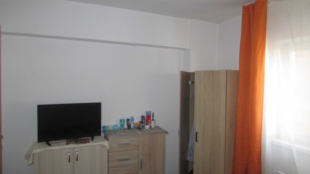 Apartament cu 3 camere decomandat-2 bai-Bd.Decebal Deva