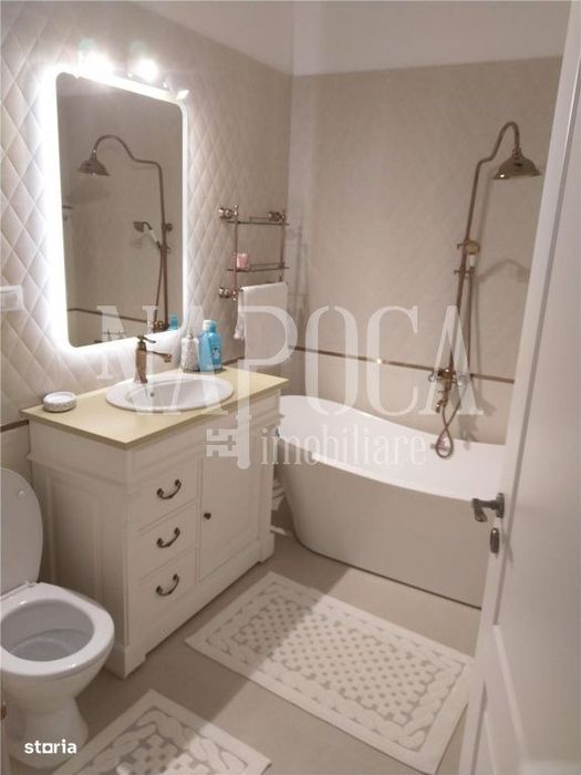 Apartament 3 camere de vanzare in Centru, Cluj Napoca