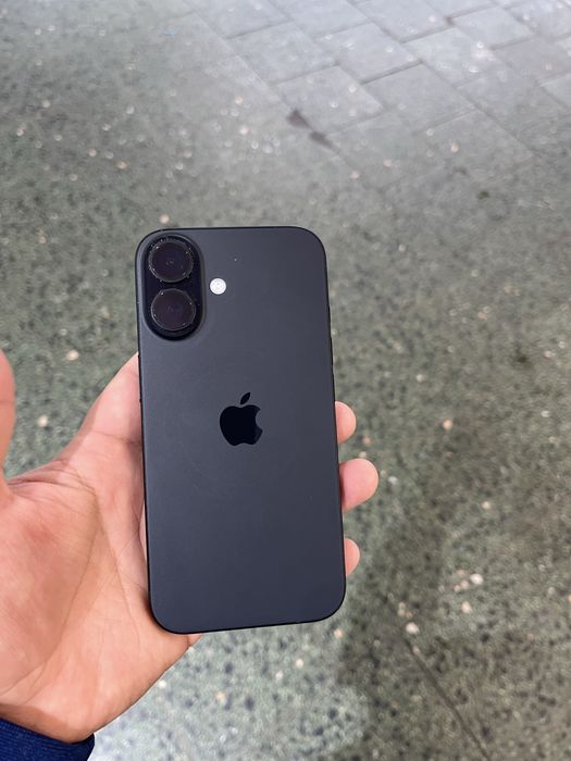 Айфон 16 в отличном состоянии