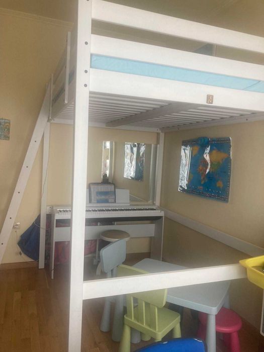 Детско - юношеско легло 140 / 200 с надстройка