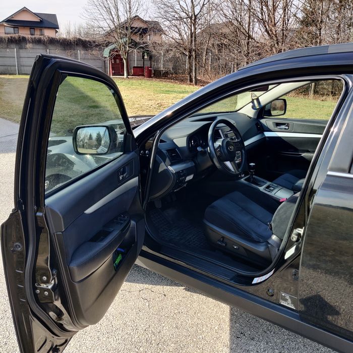 Subaru Outback 2010