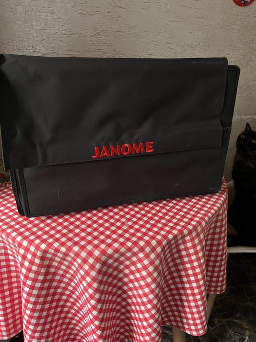 Швейная машинка б/у