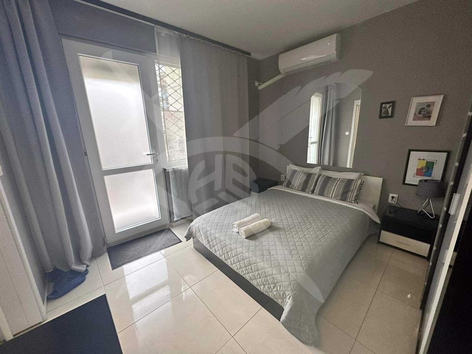 Продава се Едностаен апартамент в Пловдив, Кършияка - 63 кв.м за 1937 €/кв.м - Снимка #1