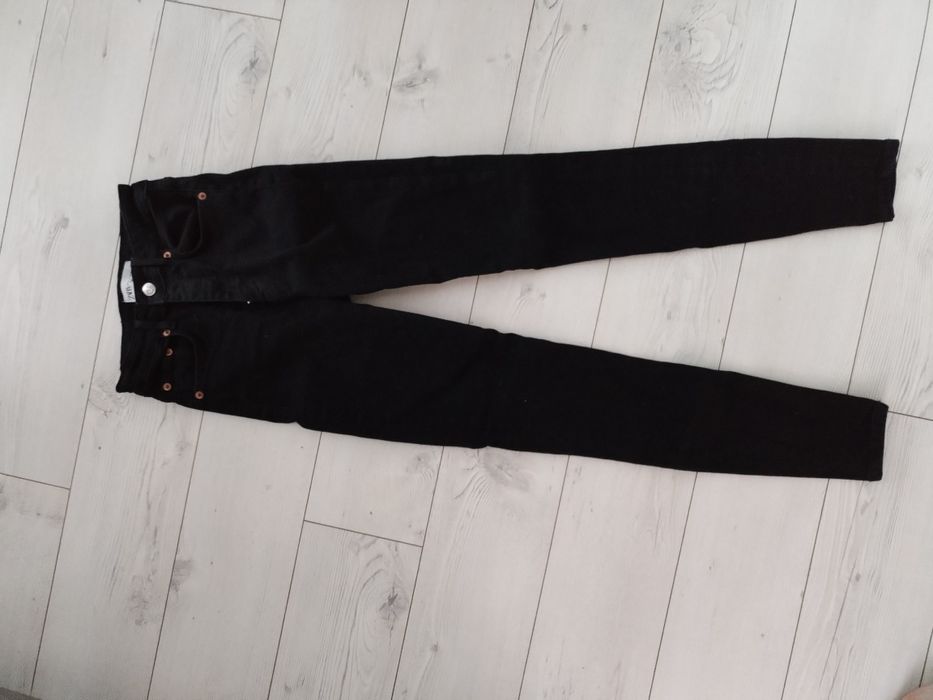 Дамски еластичен дънков панталон "Zara"