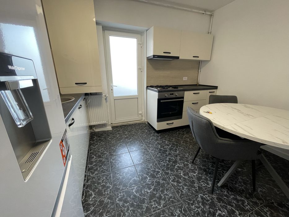 Apartament de inchiriat bloc Onix 2 camere 58mp + balcon