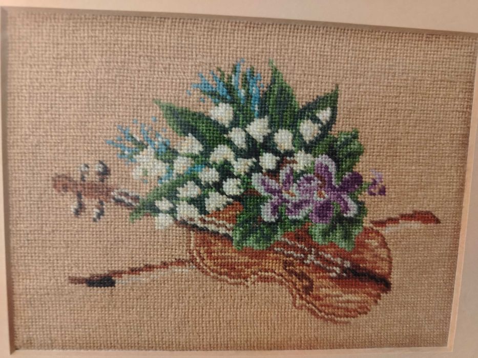 Tablou cusut cu rama 22.5x19cm