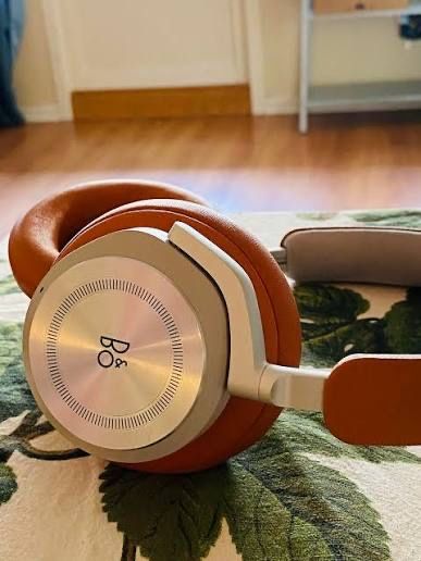 Bang and Olufsen HX / Beoplay HX