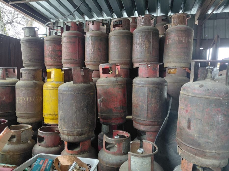 Продам газовые баллоны