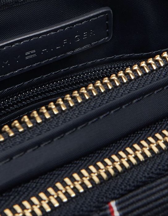 сумка Tommy Hilgfiger