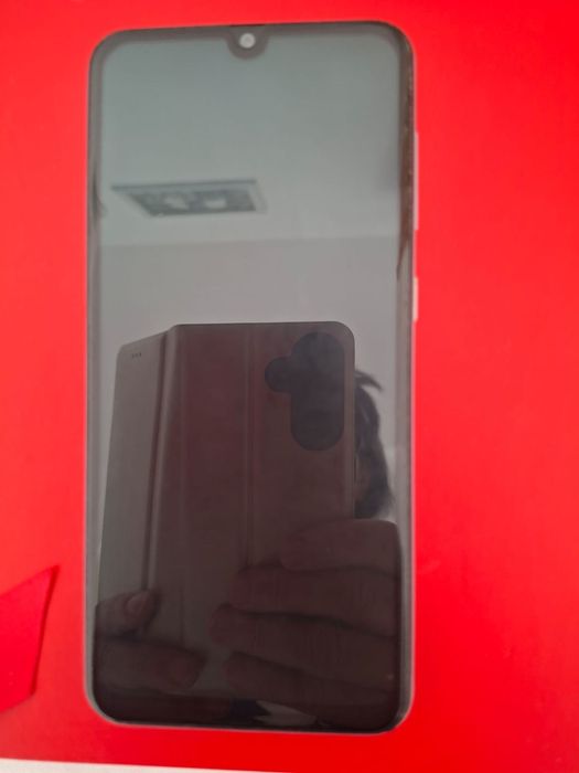 Самсунг А50 (б/у)