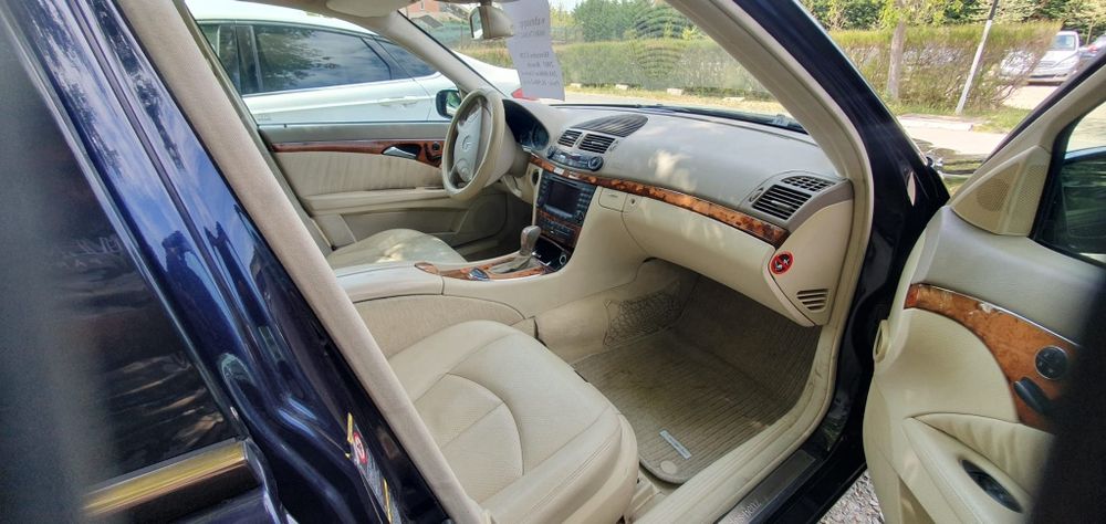 Mercedes E320i комби