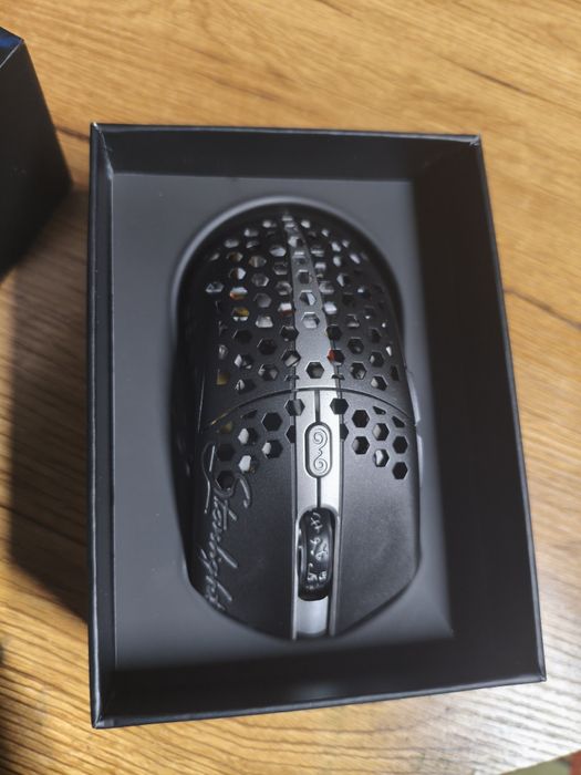 Продам мышку finalmouse