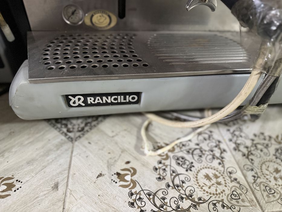 Профессиональная кофемашина