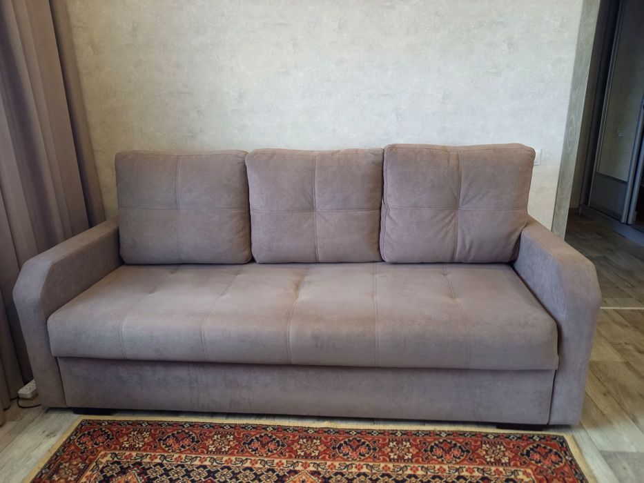 Продам отличный диван