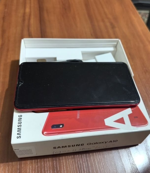 Продам Samsung A10
