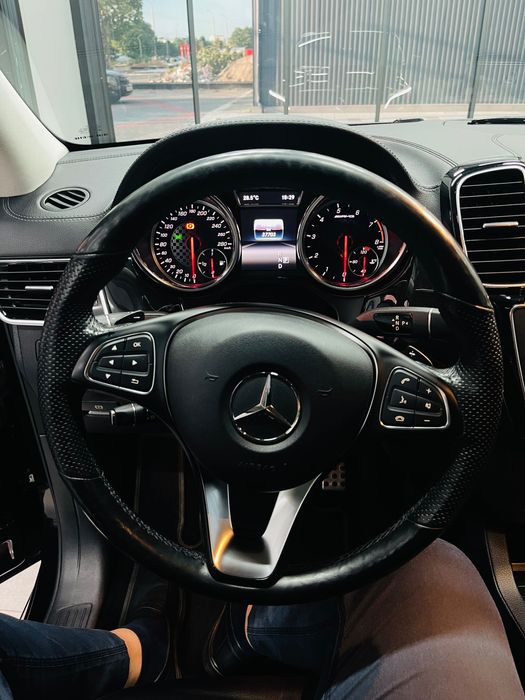 Mercedes-AMG GLE 43 4MATIC Coupe avtomobil sotiladi !