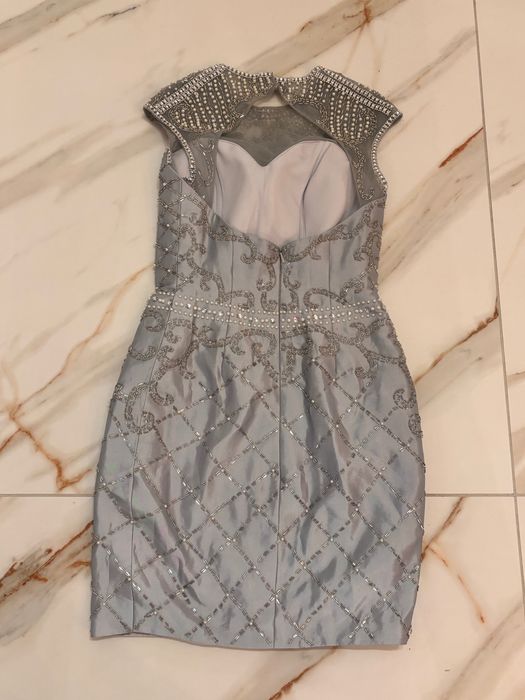 Официална елегантна рокля