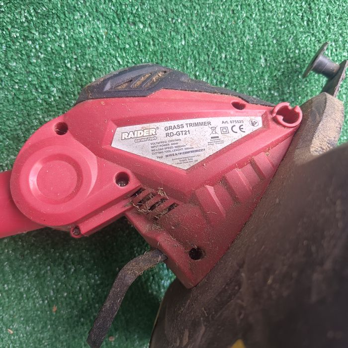 Електрически тример Raider 0.6 kW, 300 мм, RD-GT21