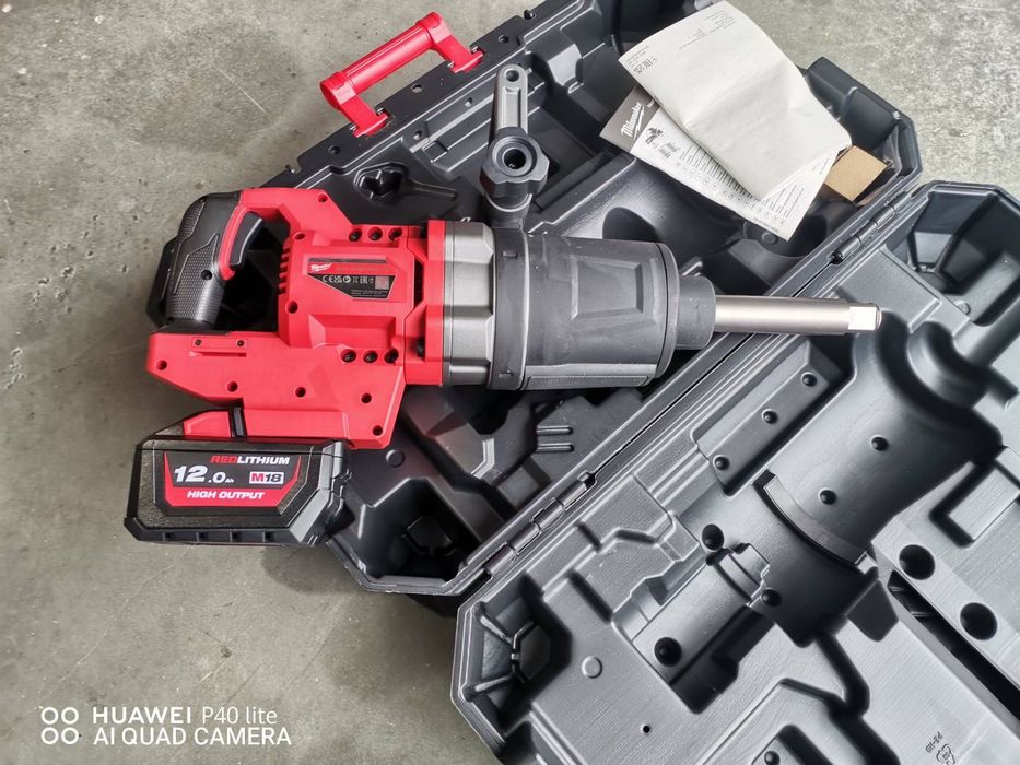 Гайковерт Milwaukee