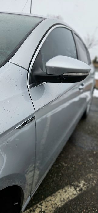 Volkswagen Passat B7 2012