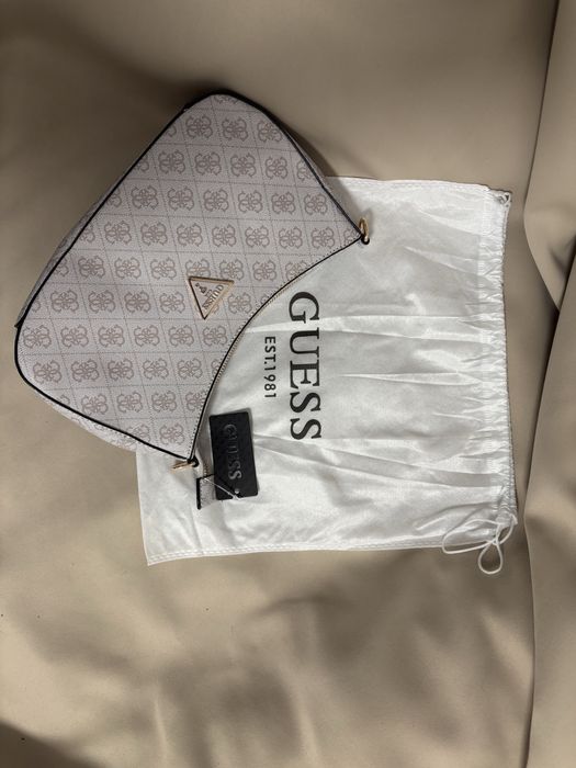 geanta Guess de umar