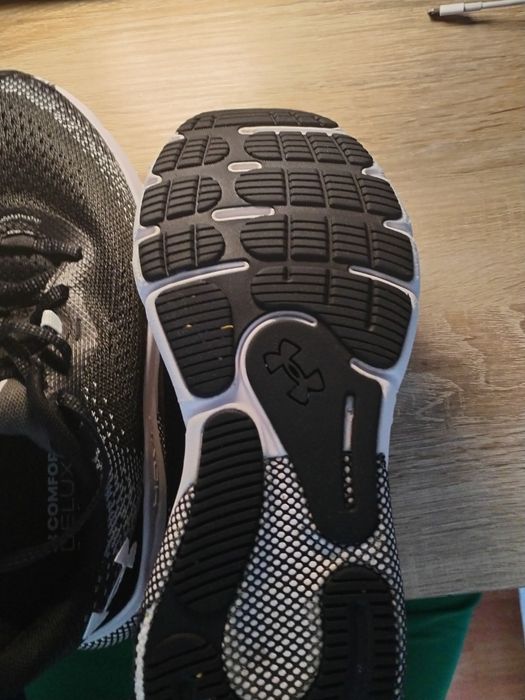 Under Armour stare buna