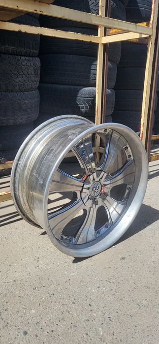 Продам диск комплект 4шт R19