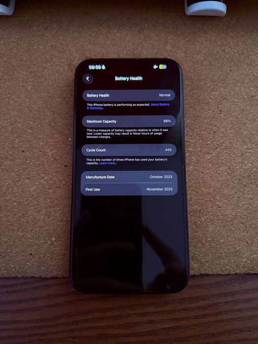 iPhone 15 Pro Max | 256 GB | Stare estetica: ca nou + set huse