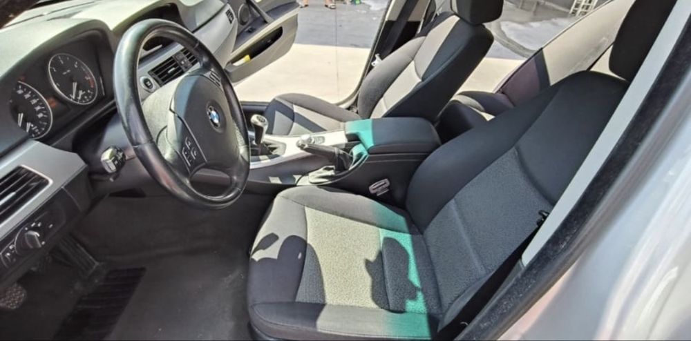 BMW Seria 3 E90 – 2006 – Foarte bine întreținut