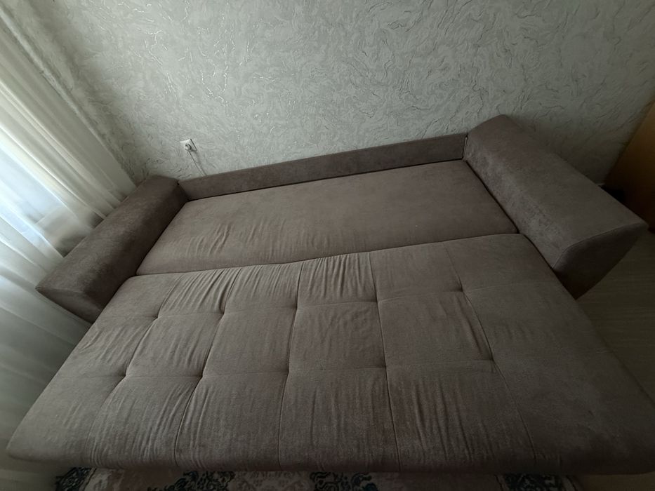 Диван раскладно двух местный 2,5м