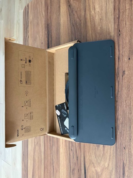 Tastatura Logitech MX Keys Mini, iluminată, wireless, US INTL, negru - ca nouă, la cutie